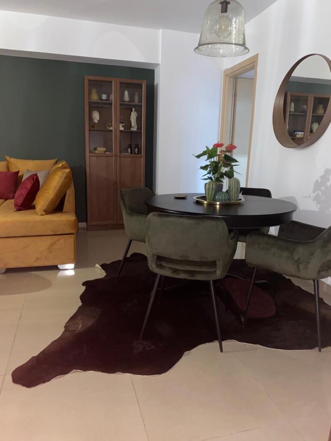 Little John Luxury Apartment 피레아스 외부 사진