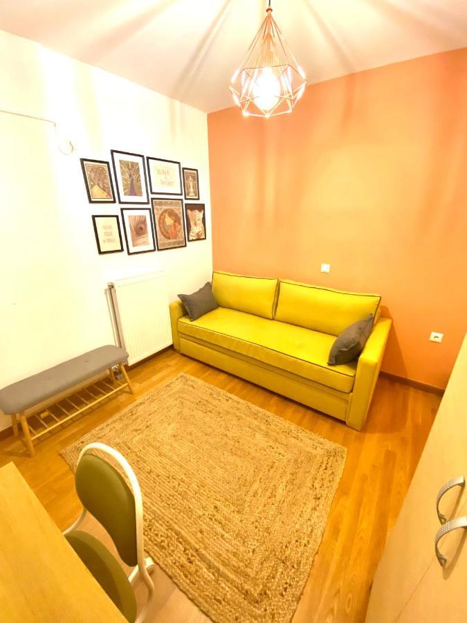 Little John Luxury Apartment 피레아스 외부 사진