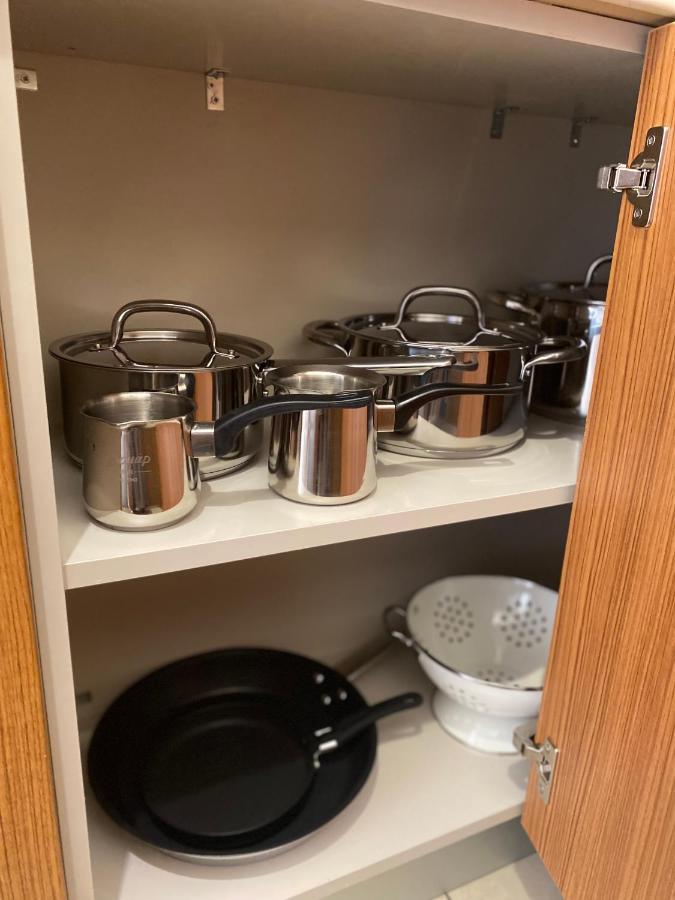 Little John Luxury Apartment 피레아스 외부 사진